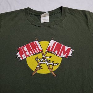Pearl Jam Backspacer Tour T Shirt Green 2010 Concert Band Flags VTG Size Small